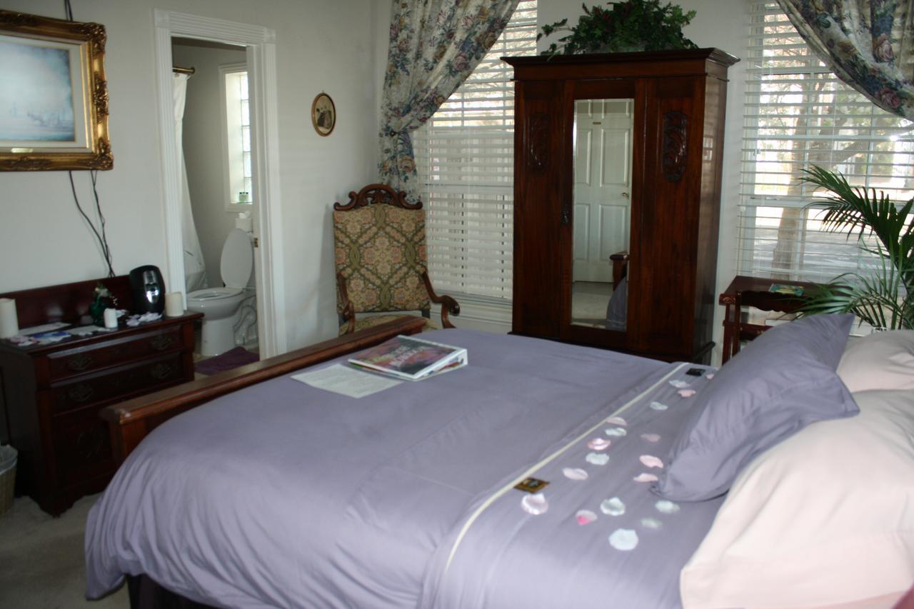 Woodrow House Bed & Breakfast Lubbock Exterior photo