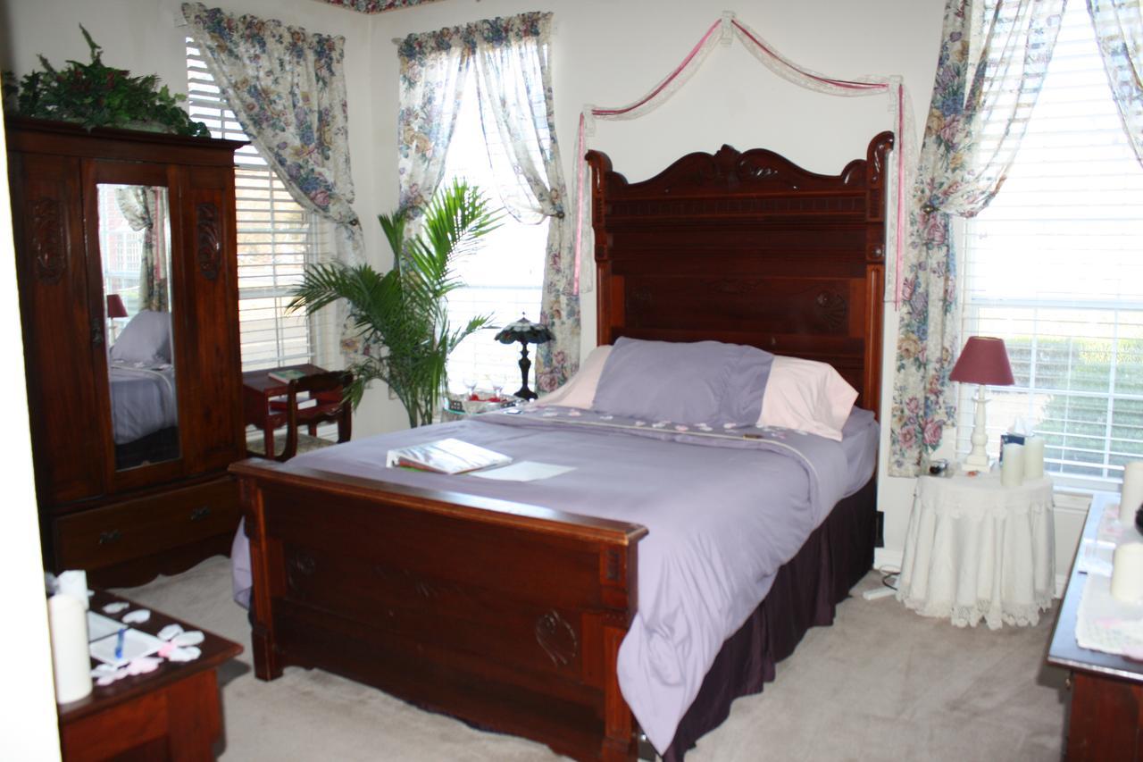 Woodrow House Bed & Breakfast Lubbock Exterior photo